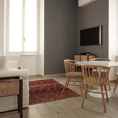 Il Caruggio * فاراتسي